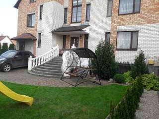 Мини-отель Cottage The garden Брест-0