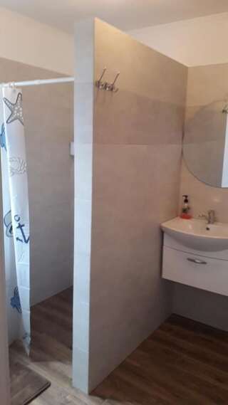 Мини-отель Cottage The garden Брест Апартаменты с 2 спальнями-6