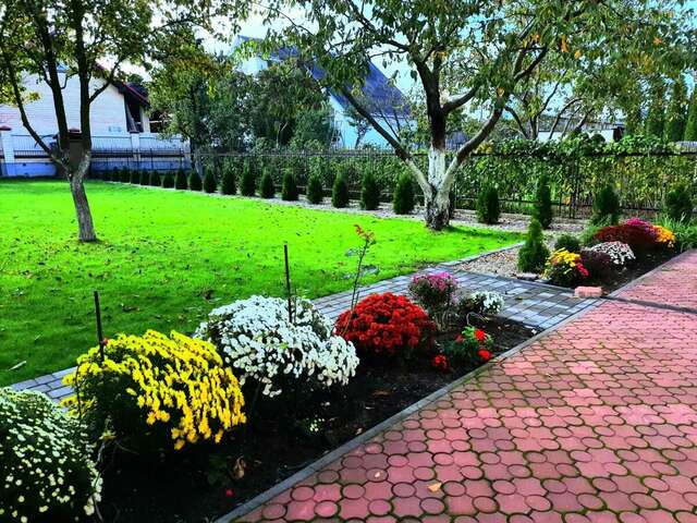 Мини-отель Cottage The garden Брест-4